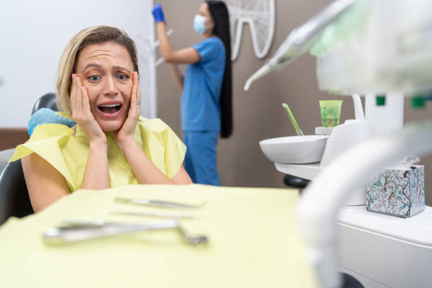 Best Emergency Gum Pain Relief  in Hallandale Beach, FL